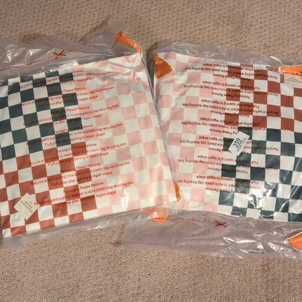 Target Checkered Throw Pillows Set of 2 (NEW still vacuum sealed)
